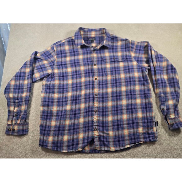 Patagonia Men's Long-Sleeved Lightweight Fjord Flannel Shirt XL Item 42410 - Picture 2 of 6